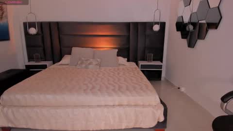 Bianca Pierce online show from September 2025 11:35:01 AM