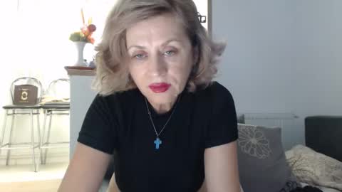 Bianka online show from October 2025 11:07:01 PM