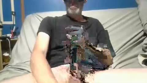 Snapshot of big9inchsnake chatting on December 2025 07:12:02 PM big9inchsnake online show from December 2025 07:12:02 PM