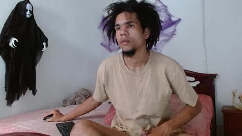 Snapshot of big_boy_lee chatting on October 2025 06:57:02 PM Camilo online show from October 2025 06:57:02 PM