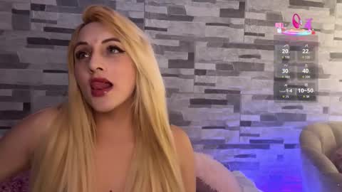 angela online show from November 2025 01:59:01 AM