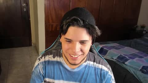 Snapshot of big_cockjughead chatting on November 2025 08:40:01 PM Logan Sprouse online show from November 2025 08:40:01 PM