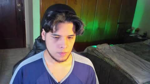 Snapshot of big_cockjughead chatting on December 2025 10:14:01 PM Logan Sprouse online show from December 2025 10:14:01 PM