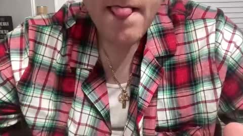 Snapshot of big_pesch chatting on January 2025 06:55:02 AM Big Pesch online show from January 2025 06:55:02 AM