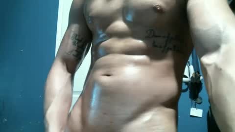 Snapshot of bigarod69 chatting on February 2025 03:31:01 AM BigArod69 online show from February 2025 03:31:01 AM