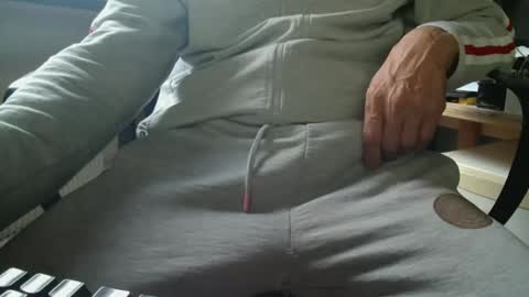 bigassbigdick66 online show from May 2026 06:25:01 PM