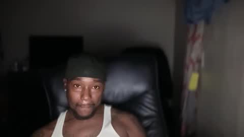 Snapshot of bigbackwoodcali chatting on December 2025 08:08:01 AM bigbackwoodcali online show from December 2025 08:08:01 AM