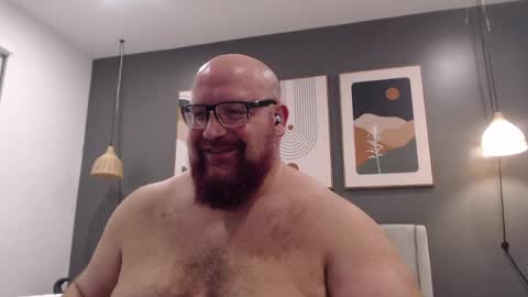 BigBear4Cuddles online show from April 2026 02:45:02 AM