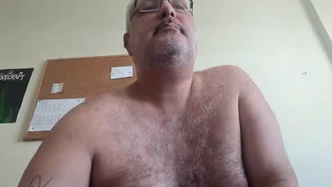 Snapshot of bigbearhector chatting on March 2026 03:51:02 PM BigBearXXX online show from March 2026 03:51:02 PM