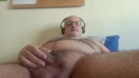 Snapshot of bigbearhector chatting on March 2026 04:46:01 PM BigBearXXX online show from March 2026 04:46:01 PM