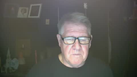 Snapshot of bigbeerdrinker1 chatting on December 2024 06:21:01 AM bigbeerdrinker online show from December 2024 06:21:01 AM