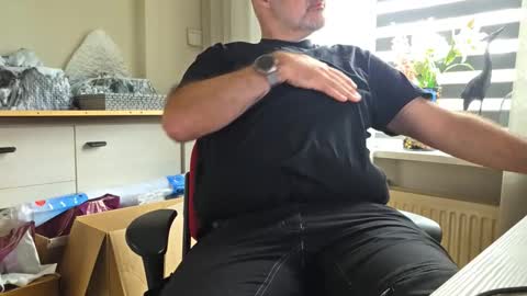 bigbibear88 online show from November 2025 10:36:01 AM