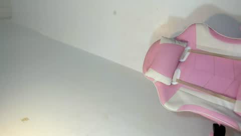 kendra online show from June 2026 01:44:02 PM