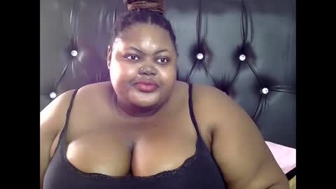 Natasha online show from September 2025 02:07:02 PM