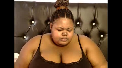 Natasha online show from September 2025 11:34:01 AM