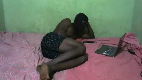 TOP EBONY DUDE online show from January 2025 02:46:02 AM