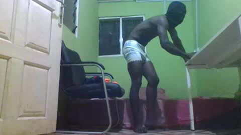 TOP EBONY DUDE online show from January 2025 04:00:01 AM