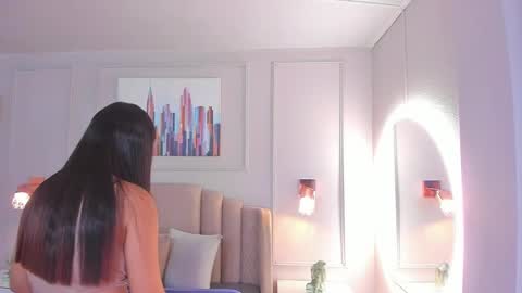   online show from February 2025 10:07:02 AM