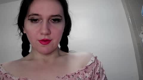 Isabella online show from December 2024 08:58:02 PM