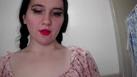 Isabella online show from January 2025 04:55:02 AM
