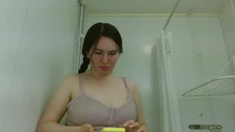 Isabella online show from June 2026 12:27:02 AM