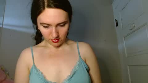 Isabella online show from June 2026 06:06:01 PM