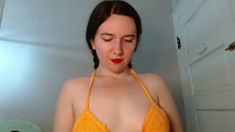 Isabella online show from July 2026 04:58:01 PM