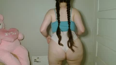 Isabella online show from July 2026 02:59:02 AM