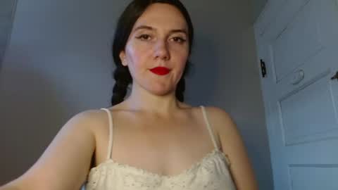Isabella online show from July 2026 08:52:02 PM