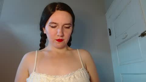 Isabella online show from July 2026 04:38:02 PM