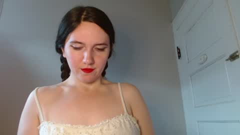 Isabella online show from July 2026 05:34:01 PM