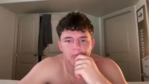 bigbootyburger1 online show from February 2026 06:46:01 PM