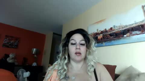 Snapshot of bigbreastsabrina chatting on March 2025 06:12:01 PM BIG BREAST SABRINA online show from March 2025 06:12:01 PM