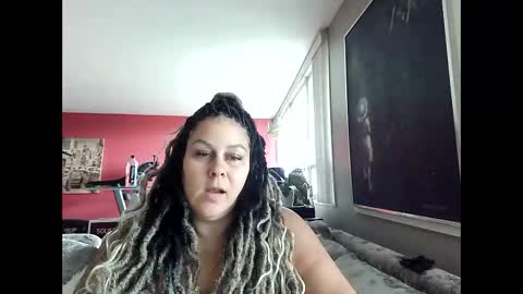 Snapshot of bigbreastsabrina chatting on April 2026 01:15:01 PM BIG BREAST SABRINA online show from April 2026 01:15:01 PM