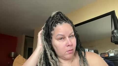 Snapshot of bigbreastsabrina chatting on May 2026 01:05:02 PM BIG BREAST SABRINA online show from May 2026 01:05:02 PM