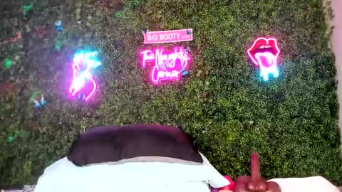 Snapshot of bigbuttsarena chatting on February 2026 08:43:01 AM bigbuttsarena online show from February 2026 08:43:01 AM