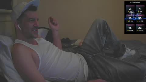 Jon - Im Straight online show from October 2025 10:34:02 AM