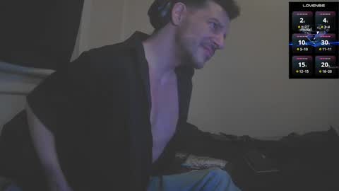 Jon - Im Straight online show from November 2025 07:08:02 AM