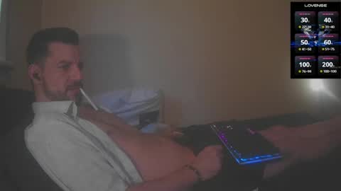 Jon - Im Straight online show from April 2026 04:33:02 PM