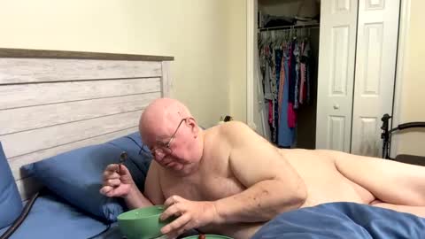 Snapshot of bigcraig123 chatting on October 2025 10:33:01 AM Craig online show from October 2025 10:33:01 AM