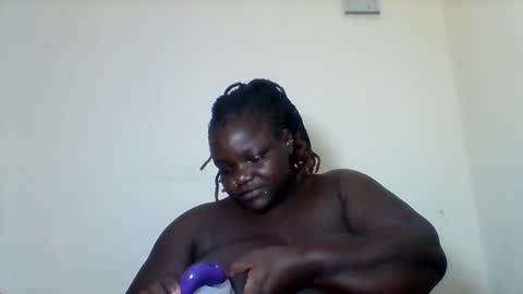 Snapshot of bigdarkass chatting on February 2025 02:16:02 PM VIOLET online show from February 2025 02:16:02 PM