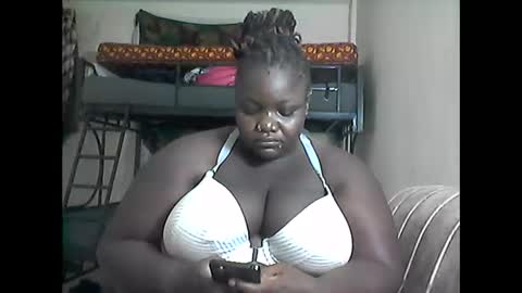 VIOLET online show from November 2025 08:02:02 AM