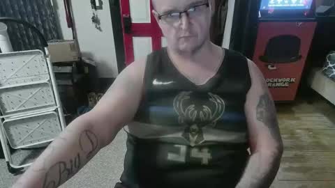 Snapshot of bigdbrillion chatting on February 2026 07:54:02 AM Darryl online show from February 2026 07:54:02 AM