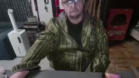 Snapshot of bigdbrillion chatting on March 2026 11:48:01 AM Darryl online show from March 2026 11:48:01 AM