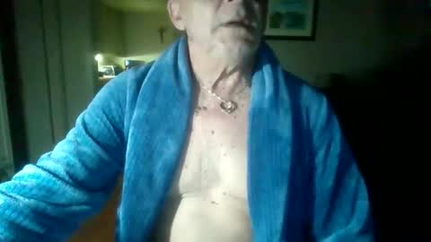 Snapshot of bigdeer58191747802843 chatting on March 2025 07:45:01 AM bigdeer58191747802843 online show from March 2025 07:45:01 AM