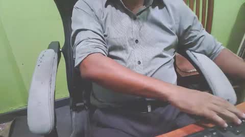 bigdickguyaux online show from February 2026 05:00:01 PM