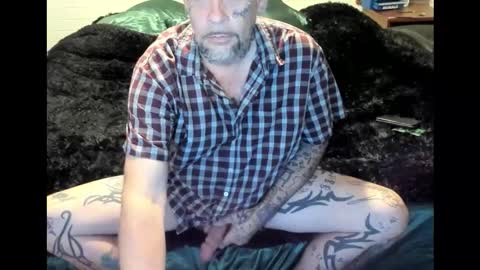 bigdickpiercedtattoos online show from October 2025 05:41:01 AM