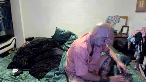 bigdickpiercedtattoos online show from October 2025 09:21:02 AM