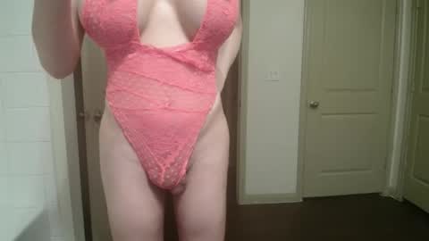 Snapshot of bigdicktrannynicole chatting on February 2026 03:25:01 AM bigdicktrannynicole online show from February 2026 03:25:01 AM