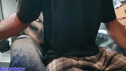 George Forest Dickyduby on all Socials online show from October 2025 01:19:01 AM